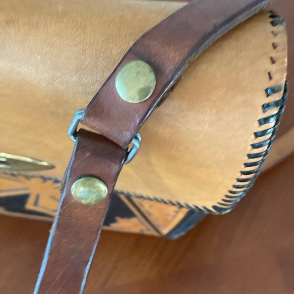 Vintage Hand Tooled Leather Purse Iron Cross - Picture 5 of 12